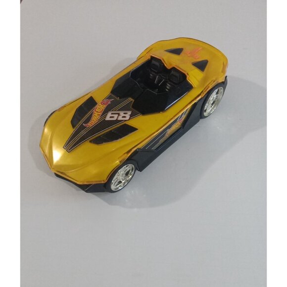 Hot Wheels Yellow Electronic Car 68 Black Silver Wheel - Light Up Sounds & Motor - Picture 16 of 16